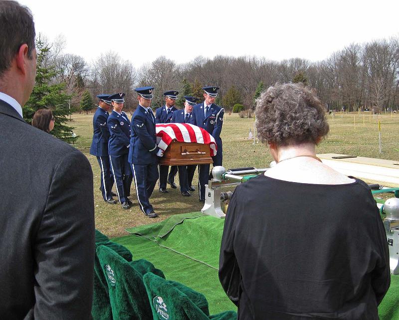 2010-03-31 Paters Graveside Service 04.jpg